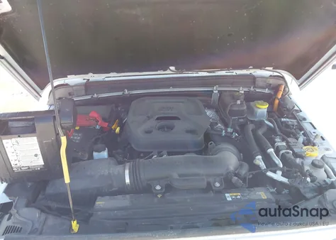 2024 Jeep Wrangler 4Xe Sahara 4Xe z USA, uszkodzony, nr VIN 1C4RJXP62RW203697